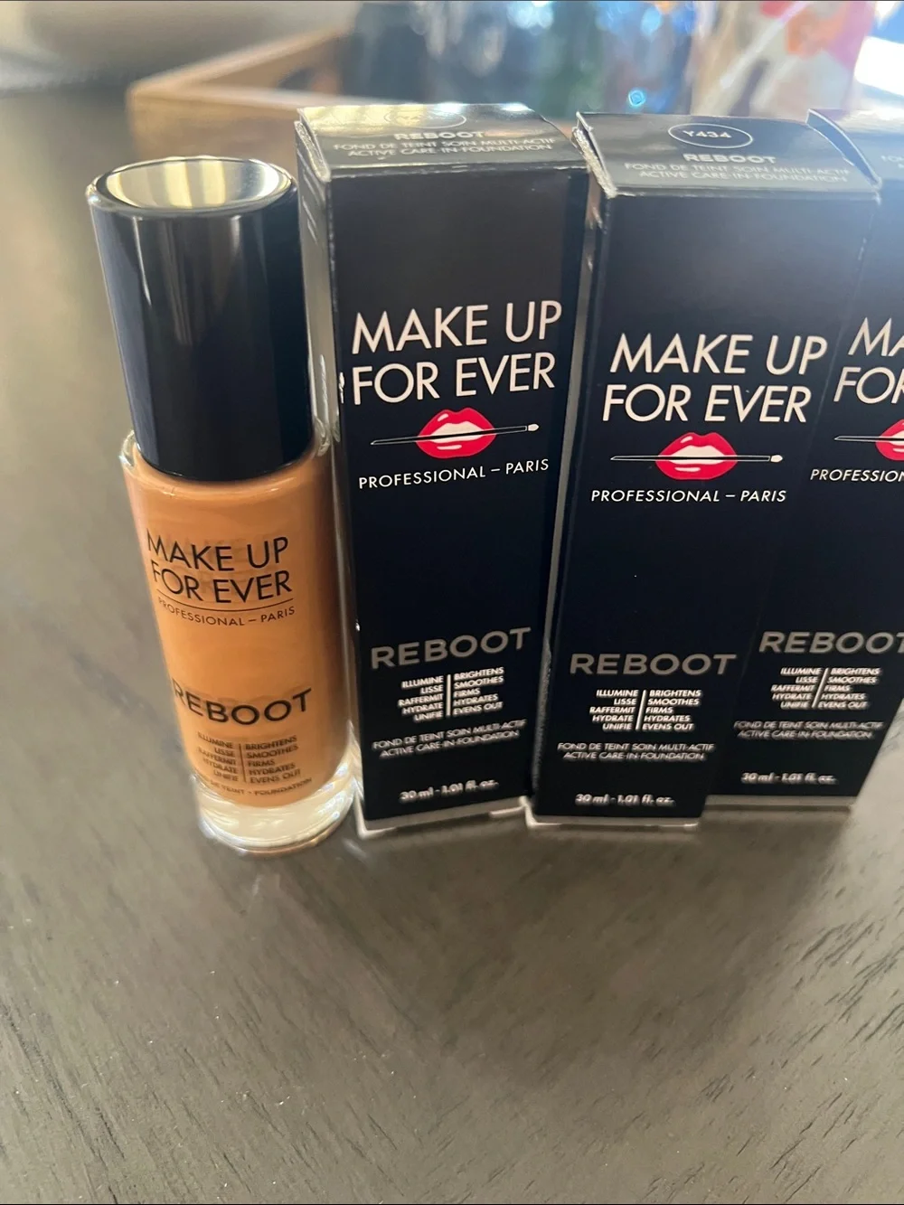 Make Up For Ever Reboot Foundation - Black Packaging  set of 3 Shade Y434